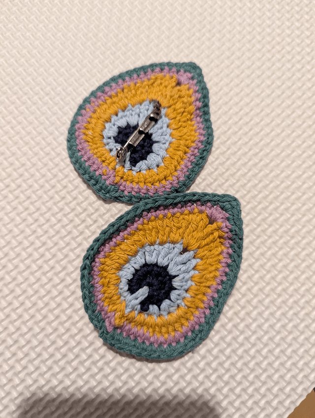 Broche plume de Paon 