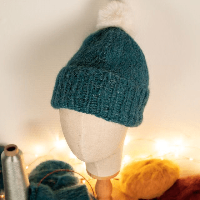 Envoi Rapide - Coffret bleu glacier et fil métallisé argenté -Bonnet, mitaines et tour de cou en laine d'alpaga merinos et soie