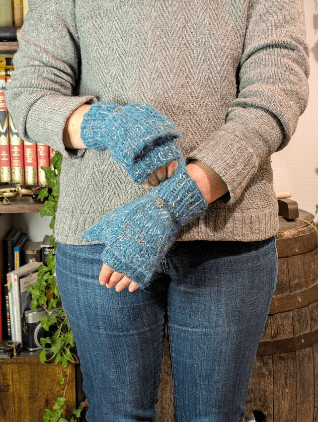 Moufl'taine bleu et confettis - effet tweed